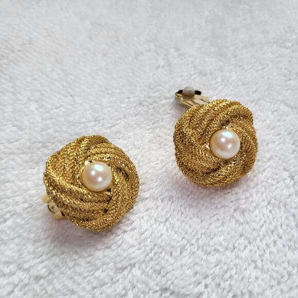 None Jewelry - Gold Rope Knot Clip-On Earrings with Pearl Center